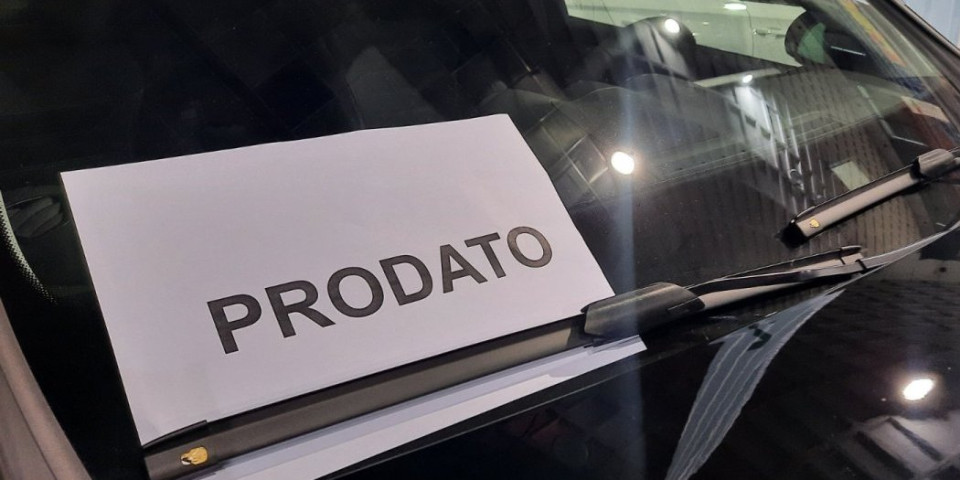 Od igle do lokomotive, ali stvarno! Neverovatno šta je ovaj Nišlija ponudio na prodaju