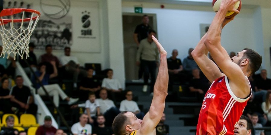 Šok za Zvezdu! Aktuelni šampion ABA lige poražen u Splitu (FOTO/VIDEO)