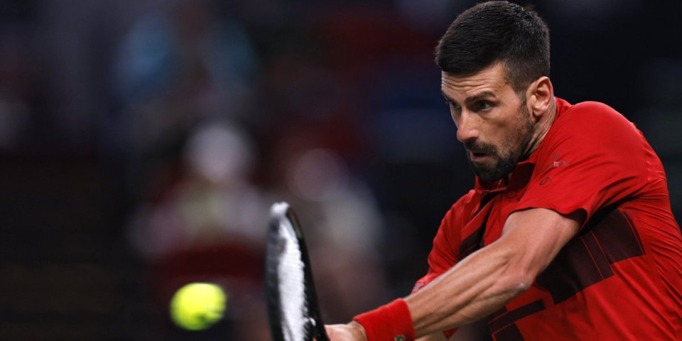 Novak je supermen! Srbin oduvao i povredu i Amera za finale Šangaja! (VIDEO/FOTO)