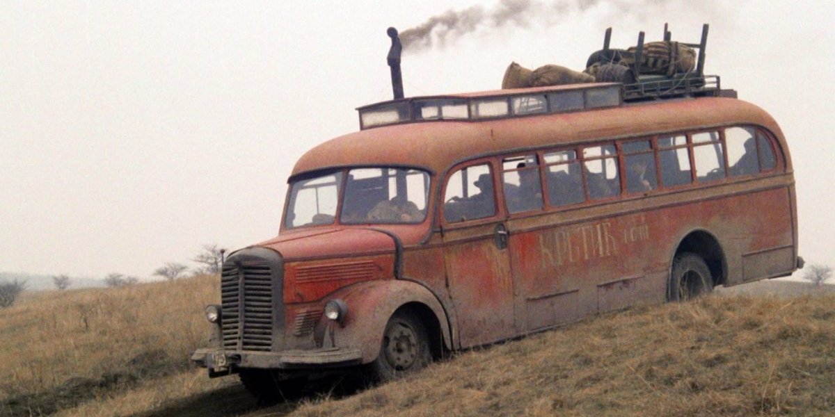 Ko je bila misteriozna baba iz filma "Ko to tamo peva"? Pitanje koje je godinama mučilo gledaoce razrešio reditelj Slobodan Šijan!