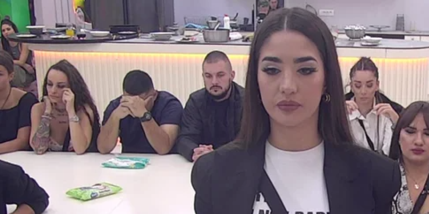 Neće više da ćuti! Rijaliti učesnik otkrio da ima nikad viđen eksplicitni snimak Anđele Đuričić, zapretio joj