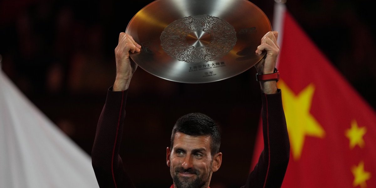 Novak u Šangaju dobio ispraćaj iz snova! Đoković izašao na ulicu, okružili ga Kinezi! (VIDEO)