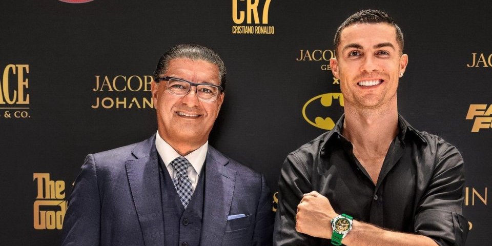 Ronaldo lansirao sat vredan više od milion dolara! Novi luksuzni dragulj fudbalske ikone koji će vas ostaviti bez daha! (FOTO/VIDEO)