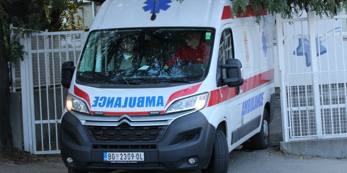 Izvođenje dečaka ubice iz Klinike  za neurologiju i psihijatriju za decu i omladinu