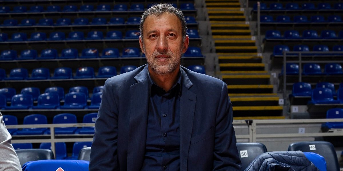 Neočekivani gost! Vlade Divac bodri Partizan u "Pioniru"!