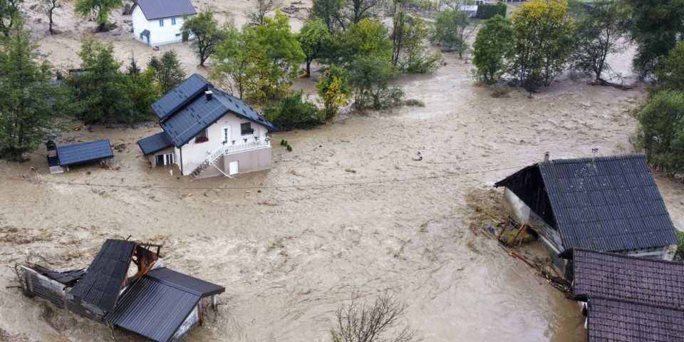 Bolna istina o stradanjima u Jablanici! Ljudi su udisali "blato, zemlju i mulj"!