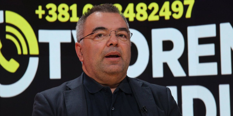 Savetnik Miloša Jovanovića podseća na Mesićevu izjavu da Srbin treba da udari na Srbina: Poručio blokaderima da su nesposobni