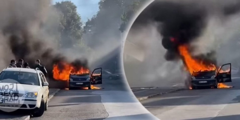 Vatra ga celog progutala! Gori automobil kod tržnog centra u Beogradu! (VIDEO)