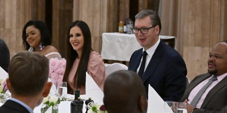 "Hvala vam za prijateljstvo čak i onda kada nije bilo lako": Vučić priredio večeru za kralja Esvatinija (FOTO)