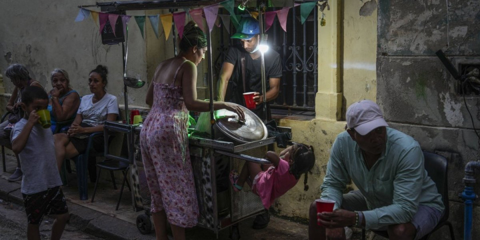 Brazil u mraku: Milioni ljudi ostali bez struje nakon požara u važnoj elektrostanici - pokrenuta istraga