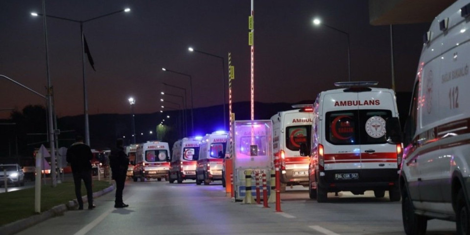 Zastrašujuće scene! Od trovanja alkoholom umrle 33 osobe, više desetina hospitalizovano!