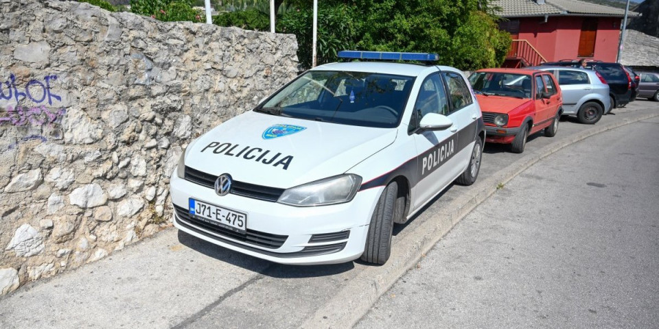 Manijak vozio prestonicom 180 na sat pod dejstvom kokaina! Pohvalio se i na instagramu