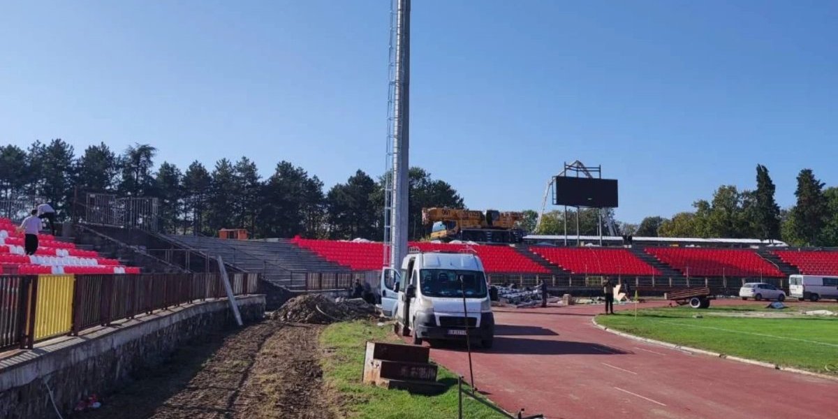 Uređuje se prostor oko stadiona ...