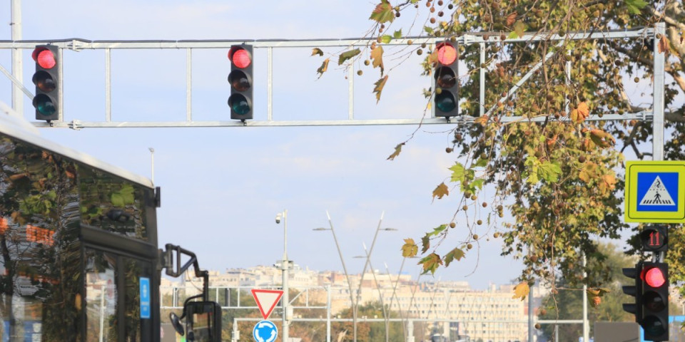 Revolucija na ulicama: Semafori dobijaju novo svetlo koje menja pravila vožnje