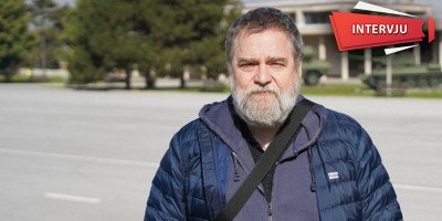 Nikola Pejaković (59) kaže da su Srbi paradoksalno označeni kao najveći krivci za rat, a najviše su stradali i izgubili.