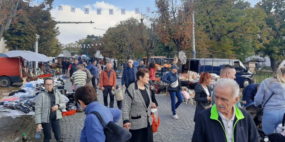 Ringišpil, pečenje i šoping: Evo gde će biti sutra vašara i zašto ih ne smete propustiti