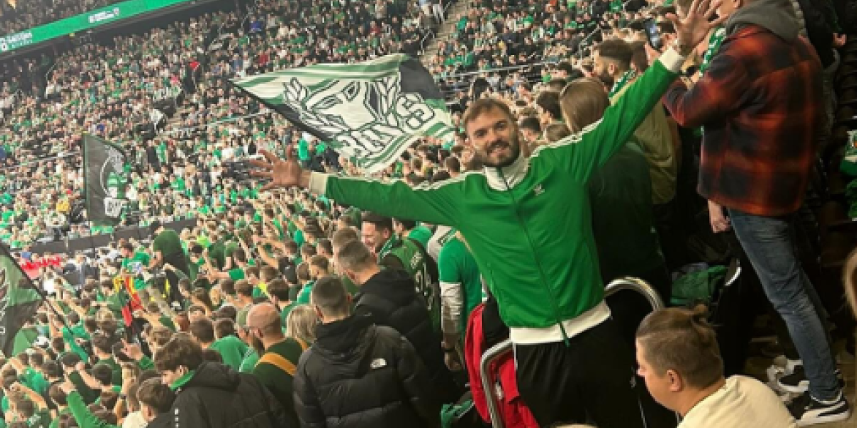 Srpski golman ne voli Zvezdu! Navijao za Žalgiris u Kaunasu, pa se hvalio na mrežama! (FOTO)