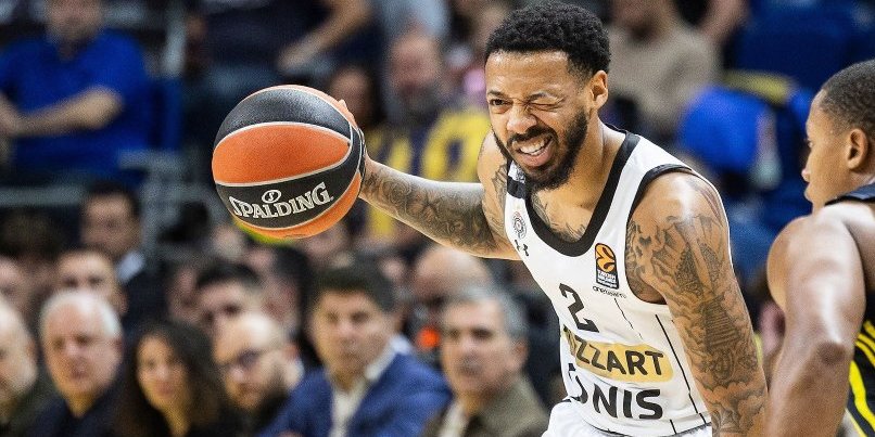 (KRAJ) Partizan ubedljivo izgubio od Fenerbahčea