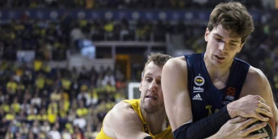 Asu Fenerbahčea Bogdan uzor: Gledam ga od Partizana, želim da budem kao on!