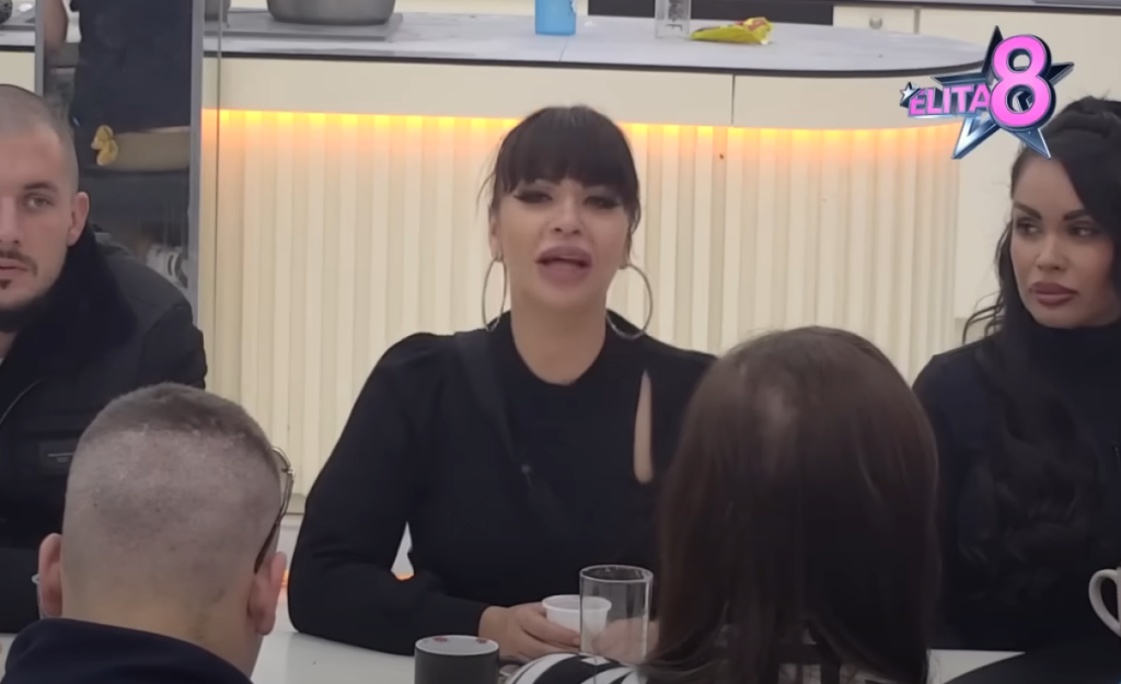 Miljana i Matea se dohvatile ispred ukućana! Prvi put se poljubile pred kamerema, sve pršti od strasti (VIDEO)