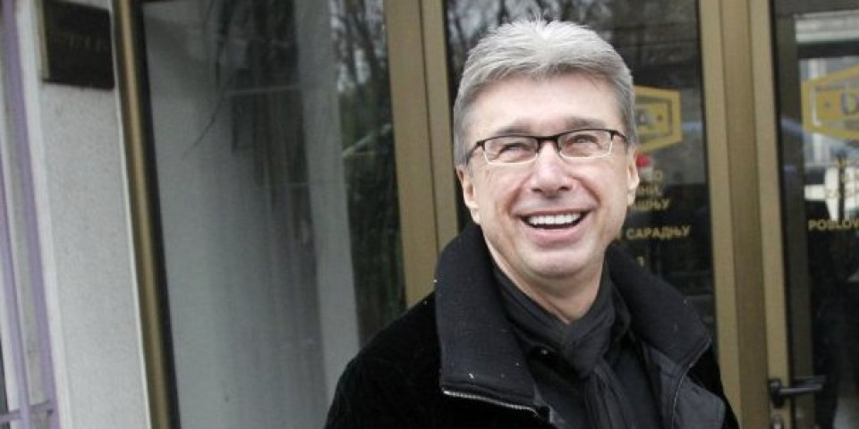 "Bio sam pored njega pred poslednji let": Pevač prvi put o susretu sa Sašom Popovićem