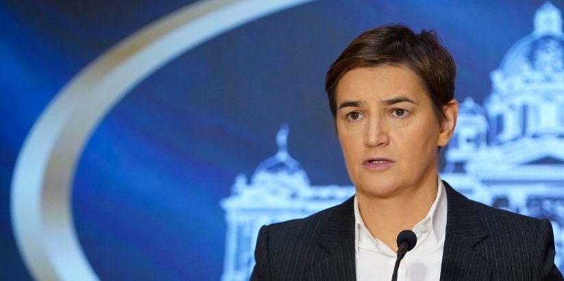 Slike nasilja na protestu u Novom Sadu ne služe na čast ni Srbiji ni našem društvu! Brnabić: Za institucije je neko ginuo, a oni ih polivaju fekalijama!