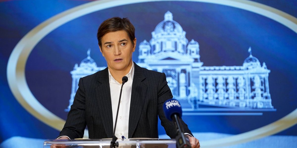 Na tragediji se ne gradi politika! Brnabić: Opozicija beži od referenduma o poverenju predsedniku jer znaju da je narod uz njega