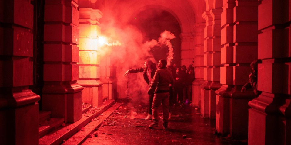 Godinu dana od pokušaja ubistva pripadnika Kobri! Blokaderi, ovo slavite? (VIDEO)