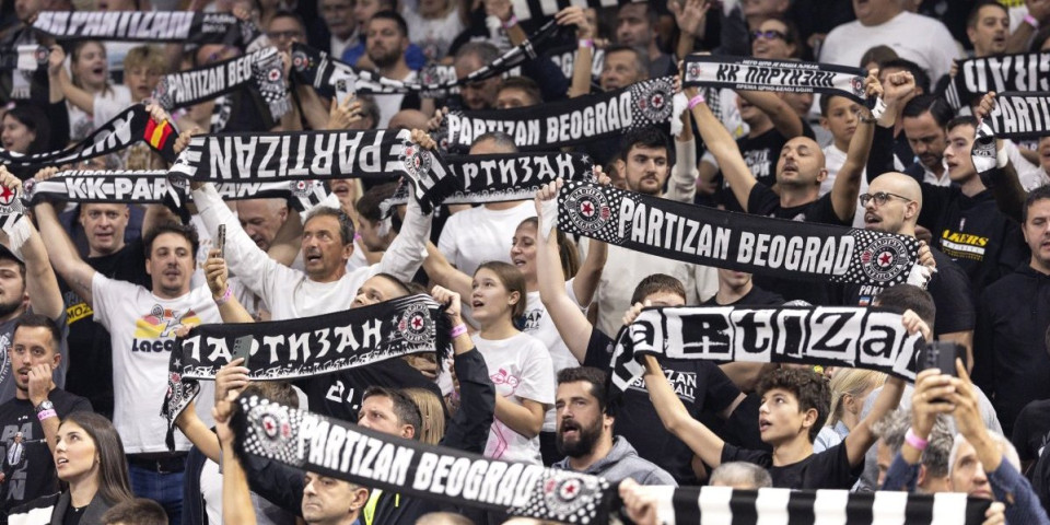 Partizan obradovao navijače! Košarkaški sezonci besplatno na fudbal