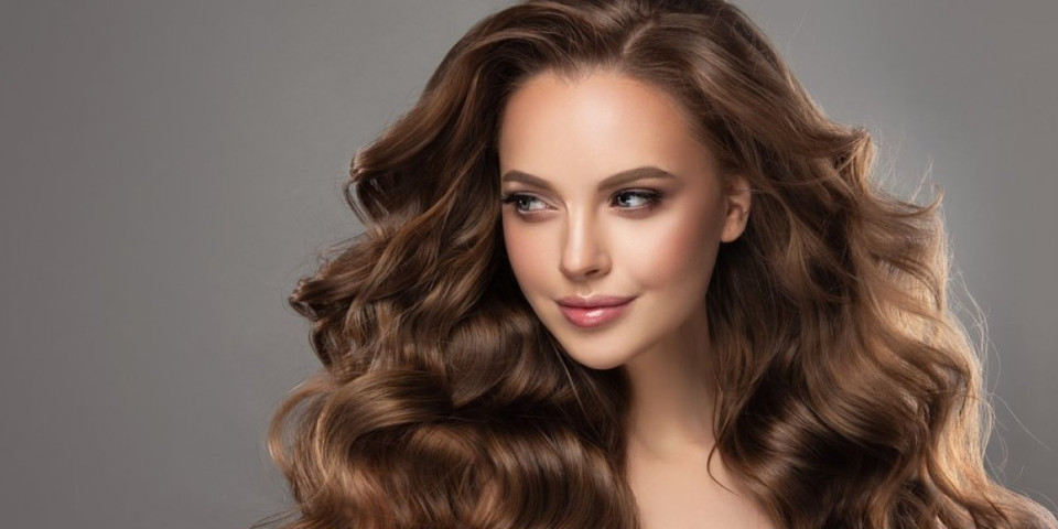 Da li popularna biljka stvarno ubrzava rast kose? Evo kako se pravilno koristi