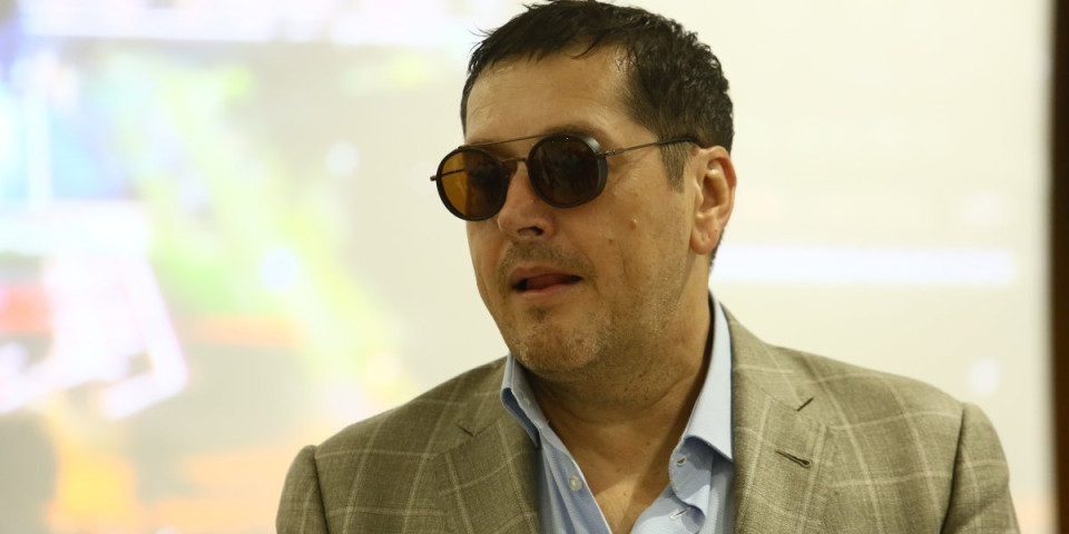 "Aco Pejović je čista desetka": Pevačica pohvalila izgled starijeg kolege