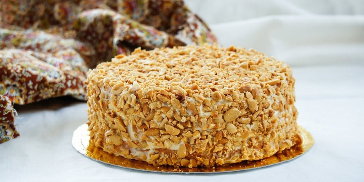 Ovakvu posnu Vasinu tortu još niste probali: Luksuzna, lagana i preukusna