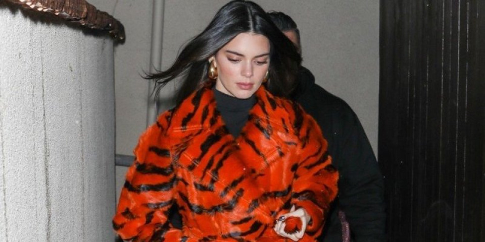 Topli luksuz: Bunde koje su osvojile poznate dame ove zime (FOTO)