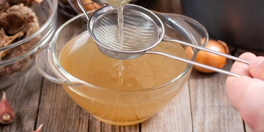 Prirodni kolagen za manje od 300 dinara: Kaša koja pegla bore i zateže kožu bolje od igle