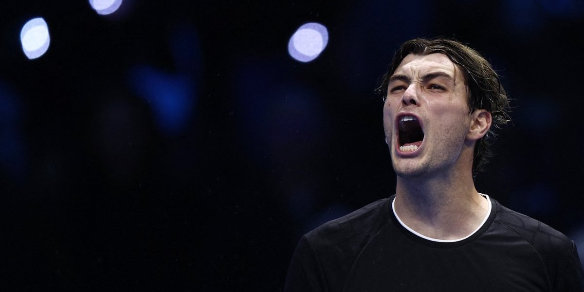 Tompson predao meč Ameru: Fric je drugi četvrtfinalista Vimbldona