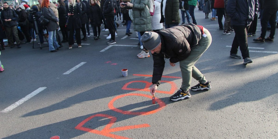 Kuso i repato! Posle Hrvata, podršku lažnim studentima šalju i "studenti" iz Crne Gore