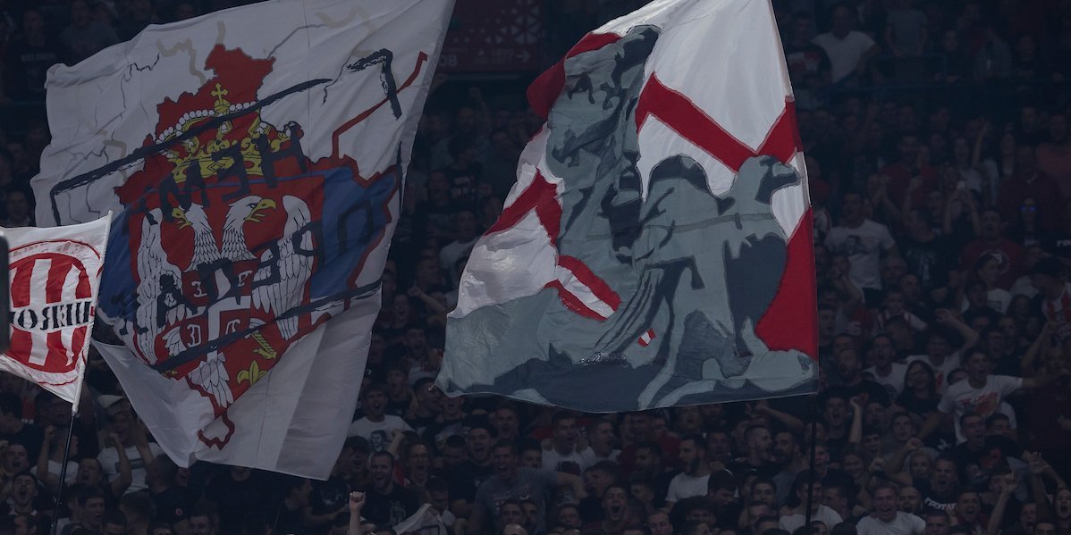 Ludnica, "delije" okupirale blagajnu! Počela prodaja karata za večiti derbi, pojavio se snimak (FOTO/VIDEO)