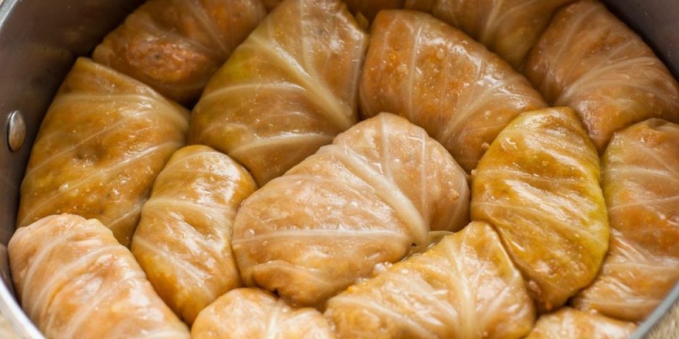 Preukusna sarma za Jovanjdan! Šmek daje posebna vrsta kupusa - isprobajte najbolji recept do sada