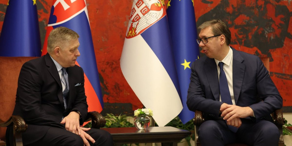 Sastali se Vučić i Fico, uskoro obraćanja! Premijer Slovačke u poseti Srbiji!