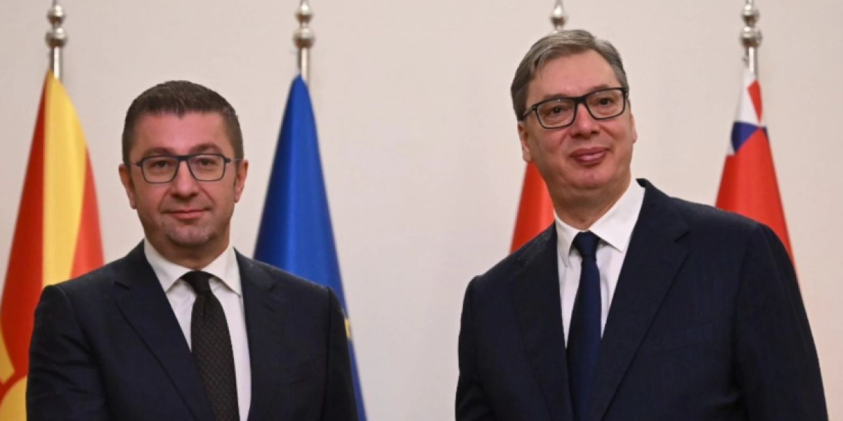 Vučić se sastao sa Mickoskim: Razgovarali smo o jačanju odnosa i zajedničkim inicijativama za stabilniju budućnost naših građana (FOTO)