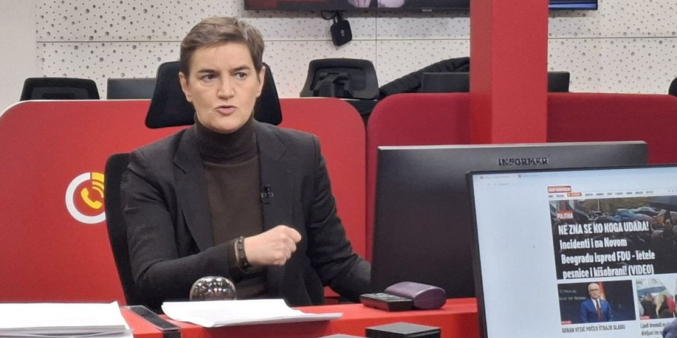 30 narodnih poslanika maltretira građane na ulicama! Ana Brnabić za Informer: To su ekstremisti!