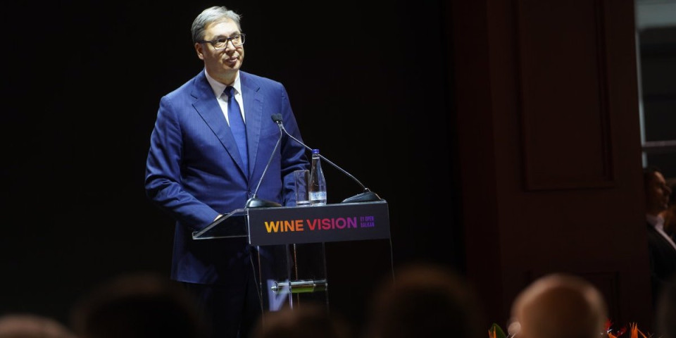 VUČIĆ NA OTVARANJU "VINSKE VIZIJE OTVORENOG BALKANA": Srbija i Albanija su najviše napredovale po procentu rasta turizma! (VIDEO)