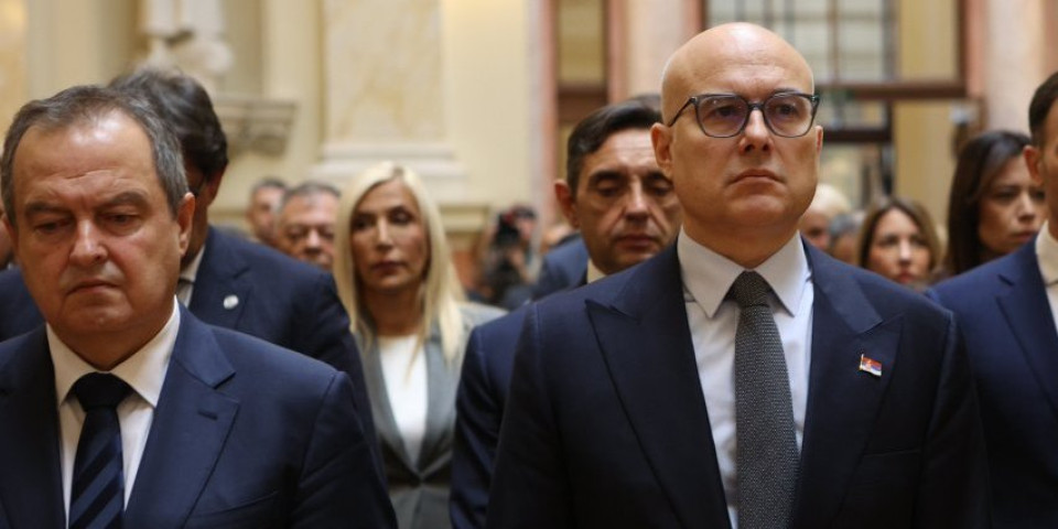Vučević čestitao rođendan SPS-u: Nastavljamo zajedno da branimo Srbiju