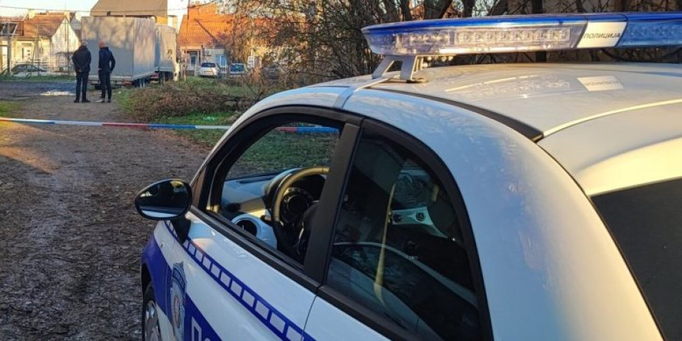 Novi detalji napada u Jakovu: Nakon ubadanja pregazio ga "renoom"