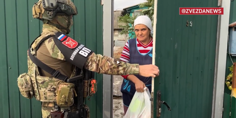 (VIDEO) Zapad priča oni samo ruše kad ono... Ruska vojska na frontu ponovo opovrgla zapadni narativ!