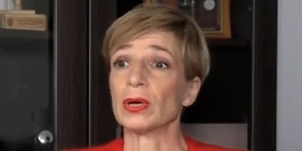 Vuk Karadžić se okreće u grobu kao turbina: Blokaderka Rakić pokazala koliko su blokaderi zapravo pismeni (FOTO)