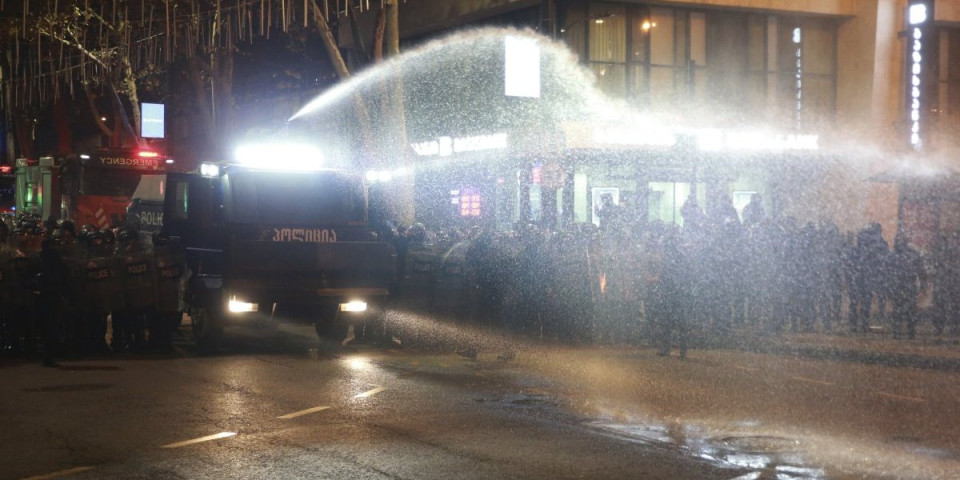 Sprema se državni udar, regrutuju mlade za haos! Gradonačelnik Kaladze: Po svaku cenu hoće nemire!