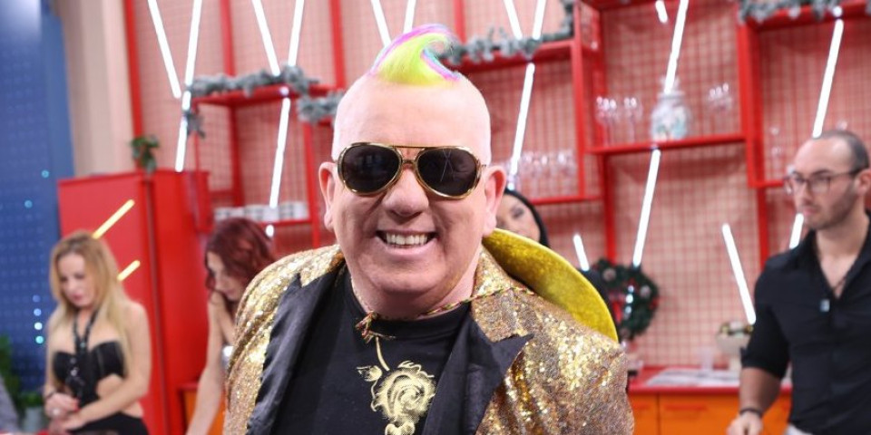 Pevač završio čak tri fakulteta - Na estradi ga izbegavali, a evo šta je po struci