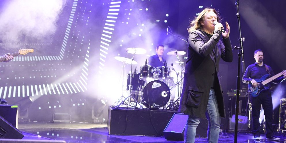 Otkrio kakve su u krevetu! Pevač progovorio o vezi sa poznatim koleginicama, pa usijao internet