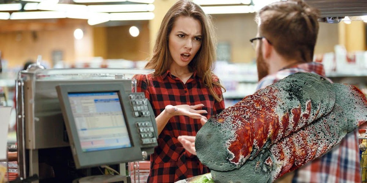 (FOTO UŽAS) Otvorila šunku, pa ostala u šoku: Ono što je pronašla tera na povraćanje